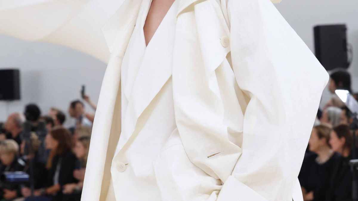 Issey Miyake SS24 as a climax of nature | RED•EYE Magazine